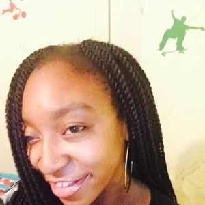 Meet your Posher, Cierra